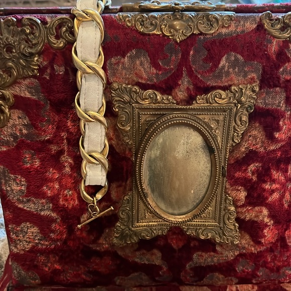 CC Skye Gold & White Chain Link Leather Choker &/or bracelet Y2K - Picture 8 of 10